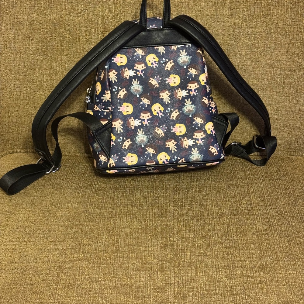 Stranger Things Backpack - Picture 4 of 6